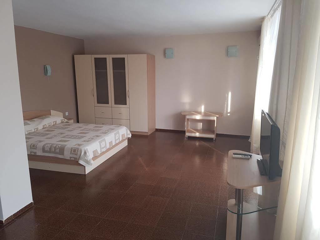 Family Hotel Alfa Vita Szozopol Kültér fotó